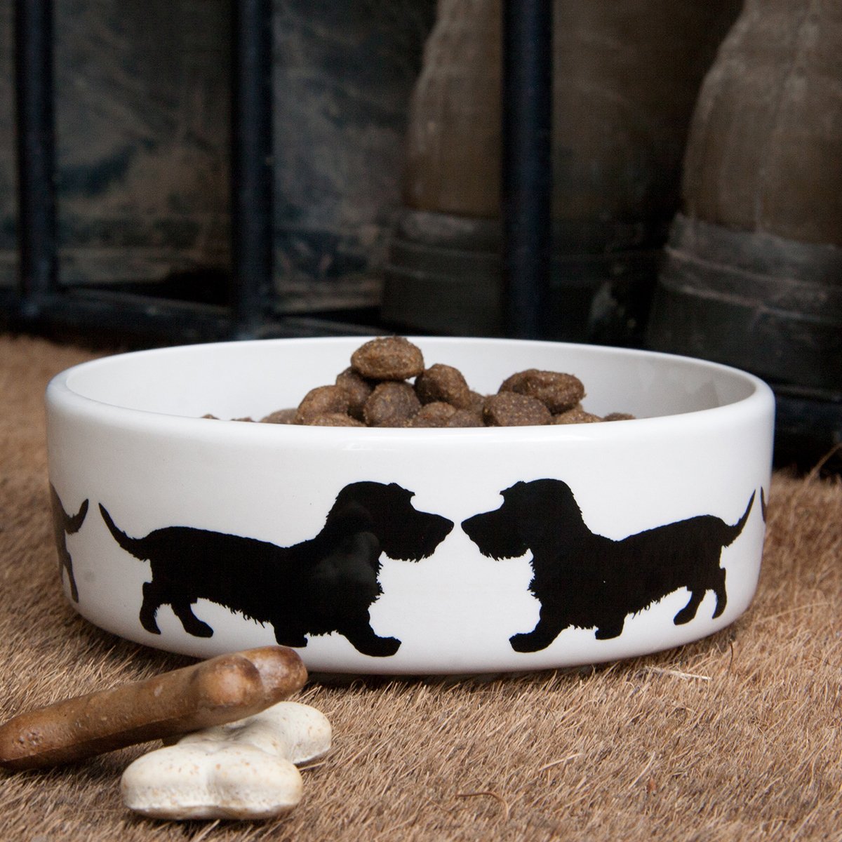 Wire Dachshund Dog Feeding Bowl Signature Silhouette – Victoria