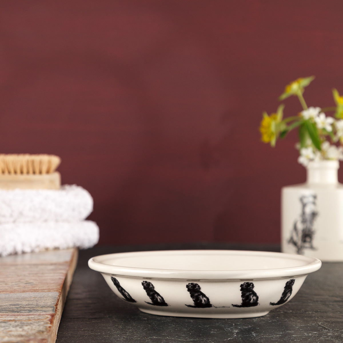 Charcoal Collection Seated Spaniel Soap Dish with two handmade soaps