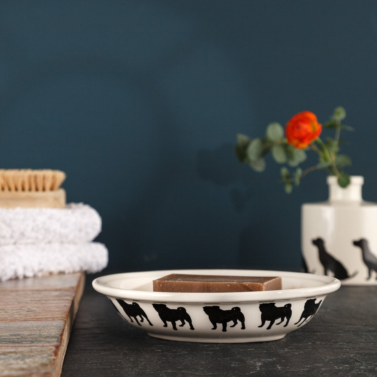 Signature Collection Standing Pug Soap Dish with two handmade soaps