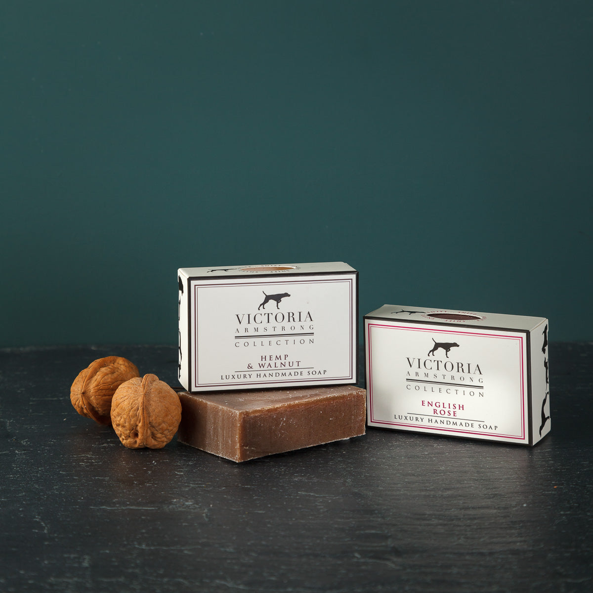 Signature Collection Spaniel Soap Dish with two handmade soaps