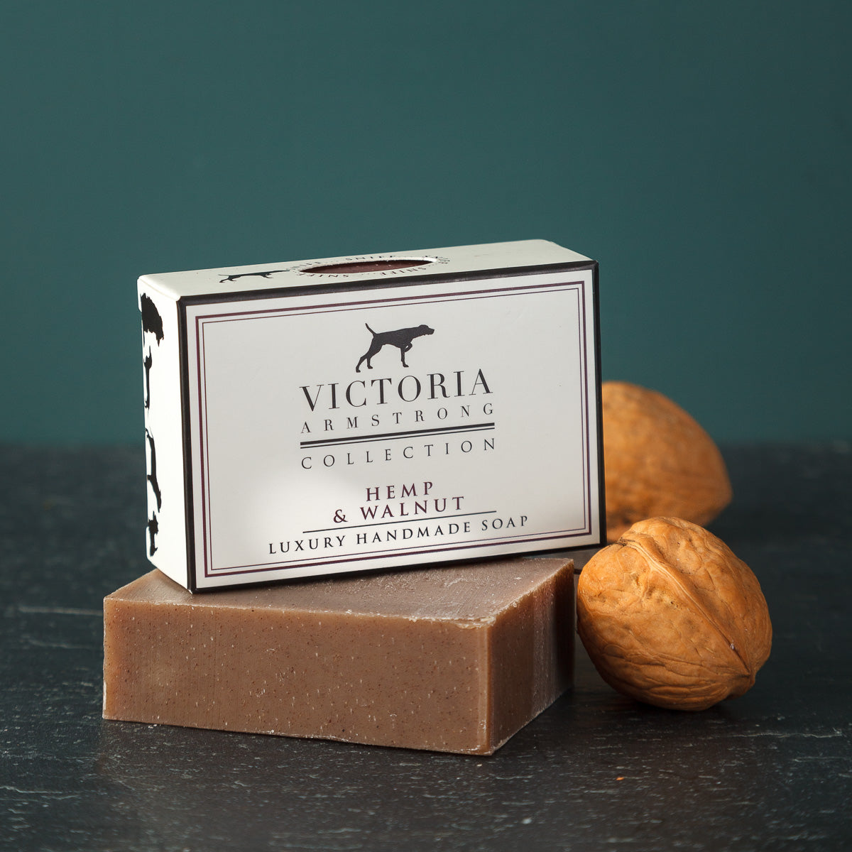 Signature Collection Scottie Soap Dish with two handmade soaps